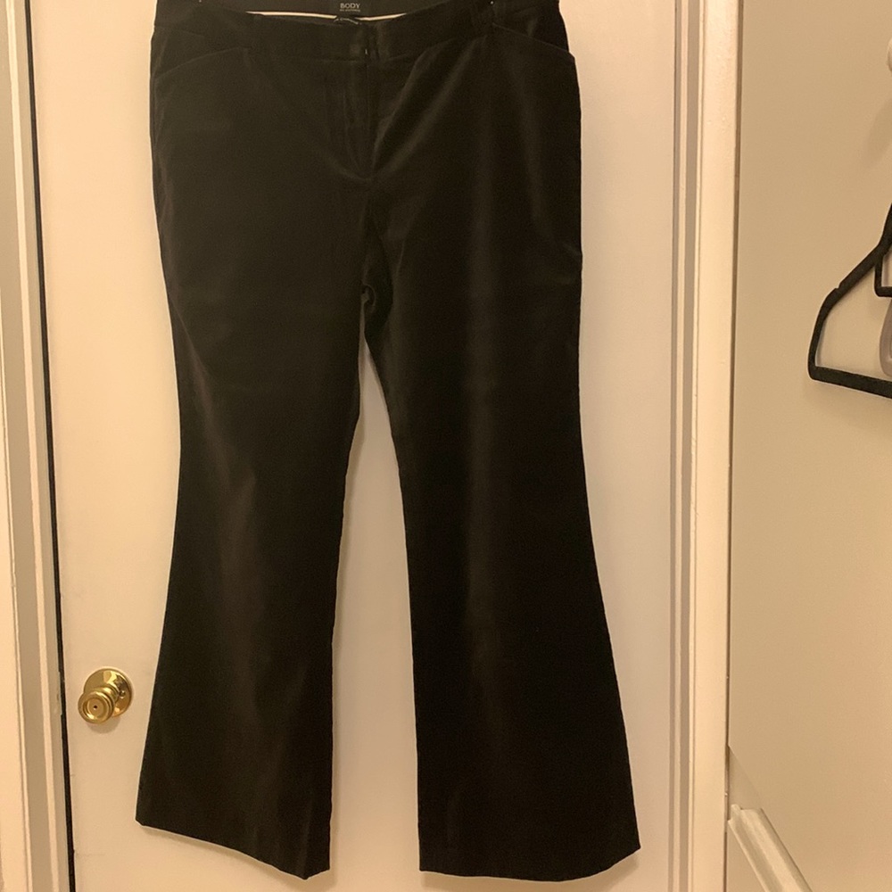 Women Black stretch velour dressy slacks by Body by Victoria sz 16
